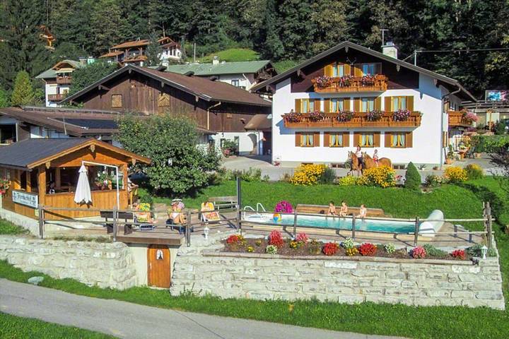 Ferienhaus für 2 Personen, mit Balkon und Garten