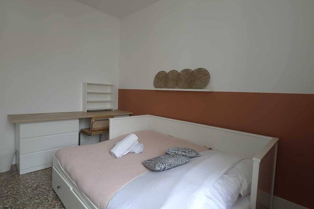 Appartement entier, Apparemment chez Rose in Montélimar, Région de nyons