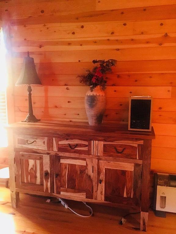 Lake Adger - Lakefront Charmin in Polk County NC