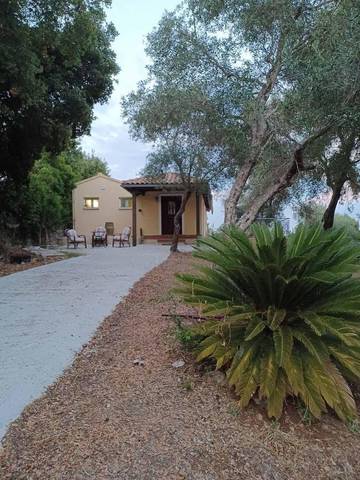 Cottage pour 5 personnes, avec terrasse et vue dans Vasilika