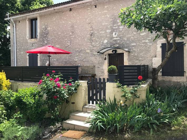 Location de vacances pour 4 personnes, avec Terrasse et Vue à Lamagdelaine