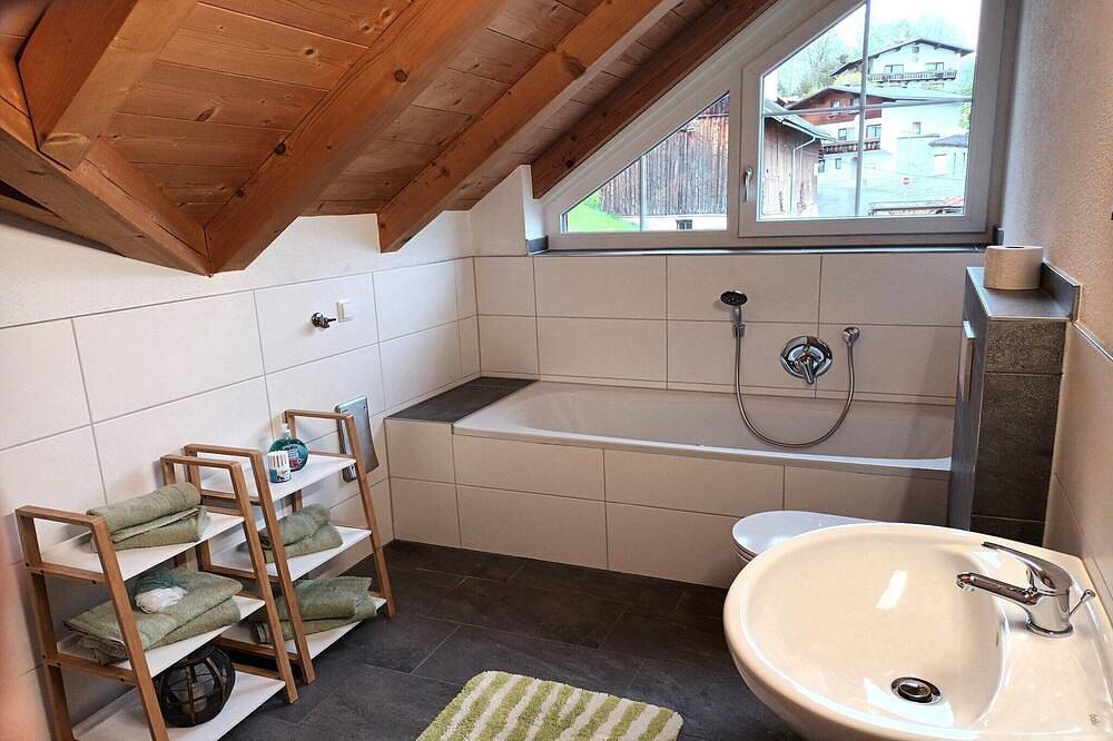 Entire apartment, Apartment Hochgallmigg near Ski Slopes in Fließ, Tyrolean Upperland Region