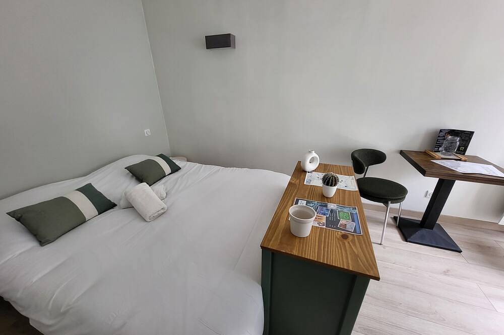 Apartamento entero, Estudio-Confortable-Baño privado con bañera in Ambleteuse, Boulogne-sur-Mer region