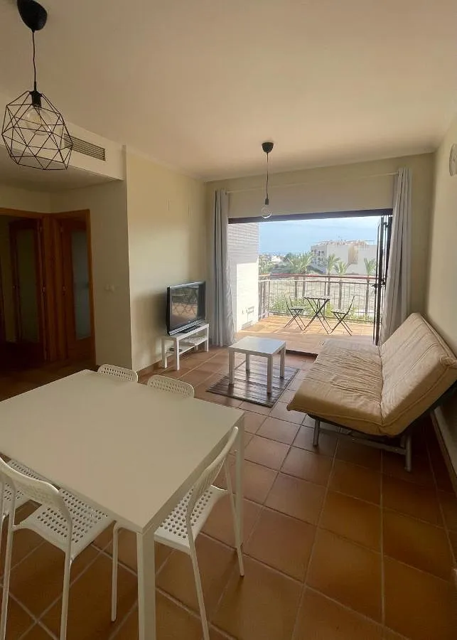 Apartamento de vacaciones para 5 personas, con piscina y sauna además de vistas y balcón - 1