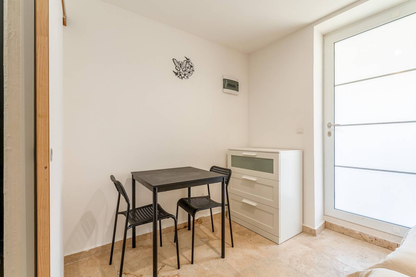 Estudio entero, Estudio « Canto Cigalo Rdc 2 » con Wi-Fi y aire acondicionado in Robion, Parque natural regional del Luberon