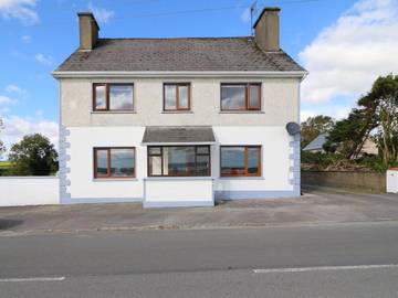 Gîte pour 8 personnes, avec jardin et vue dans Kilrush