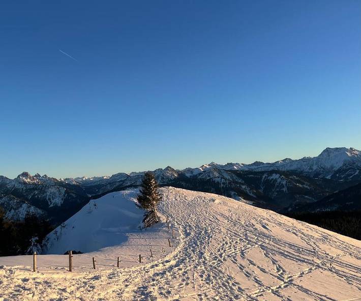 Ferienwohnung für 6 Personen, mit Seeblick und Ausblick, kinderfreundlich in Wertach - 2
