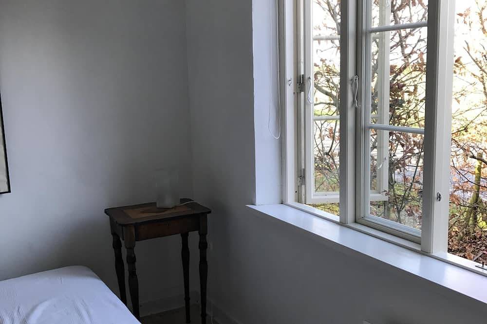 Møn, Denmark - Farmhouse in countryside, 1km from forest & beach in Hårbølle, Swedish Baltic Sea