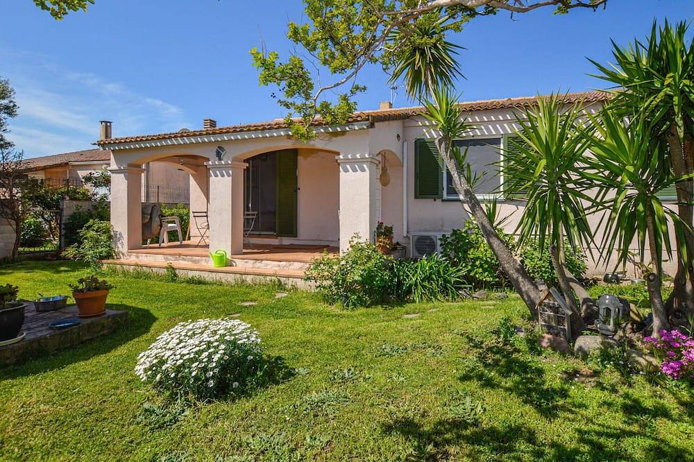 Gorgeous home in Borgo with Wifi in Borgo (Corsica), Bastia e dintorni