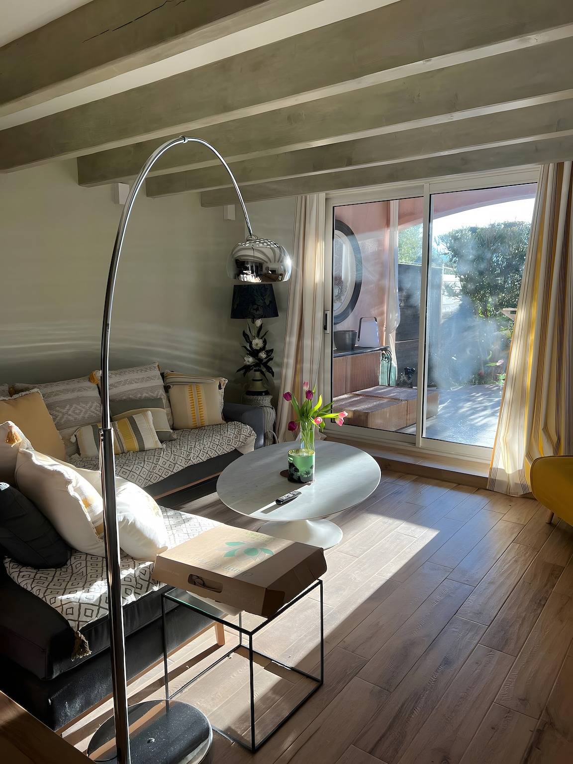 Casa vacacional «Le Loft d'Emma» con piscina compartida, Wi-Fi y aire acondicionado in Pernes-les-Fontaines, Parque natural regional del Mont Ventoux