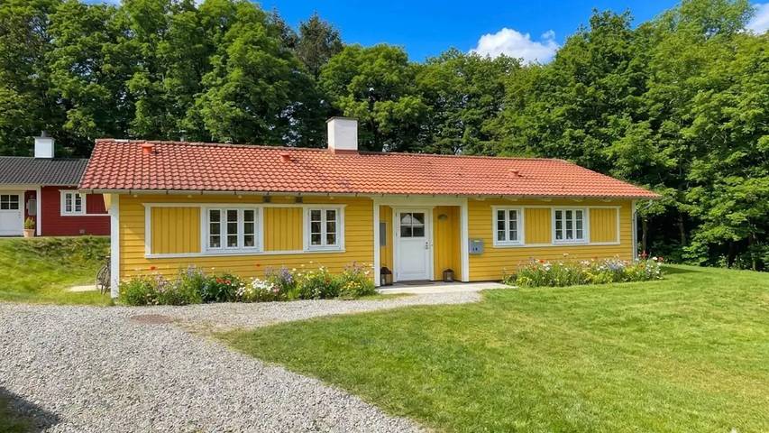 Ferienhaus für 9 Personen, mit Terrasse und Sauna sowie Pool und Whirlpool in Løjt