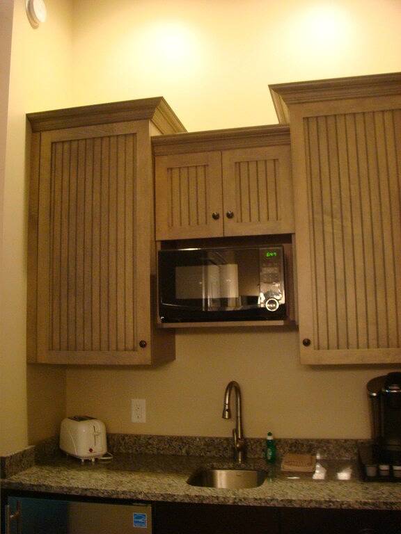 Ganze Wohnung, Neue Luxus-Zimmer-Eigentumswohnung mit In Der Stadt Lage & halbe Meile von Beach in Kennebunk, York County