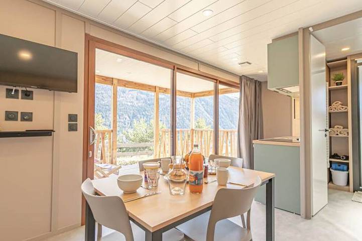 Chalet pour 4 personnes, avec balcon à Aussois