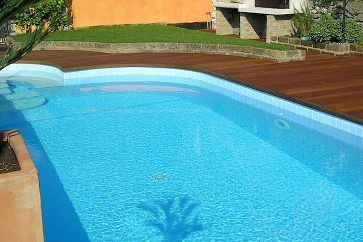 Ferienhaus für 4 Personen, mit Pool in Malcesine