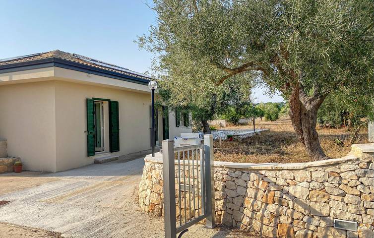 Agriturismo per 6 persone, con giardino e terrazza, con animali domestici in Scicli