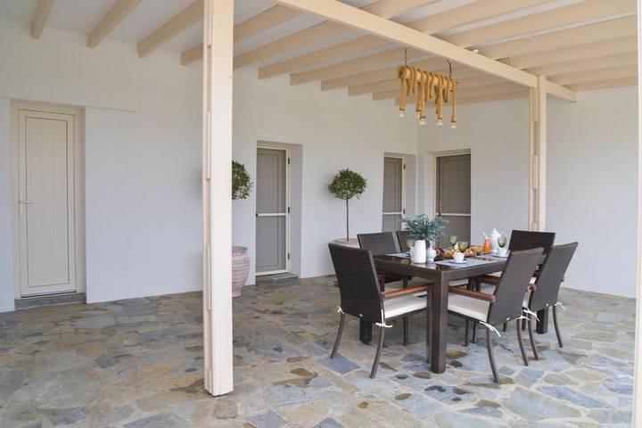 Villa pour 8 personnes, avec vue et jardin dans Milos - 4