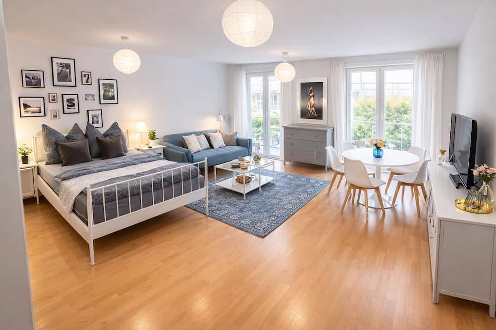 Entire apartment, 𝓑est Central Huge 𝓛uxury Apartment Alexanderplatz in Mitte Berlin, Berlin