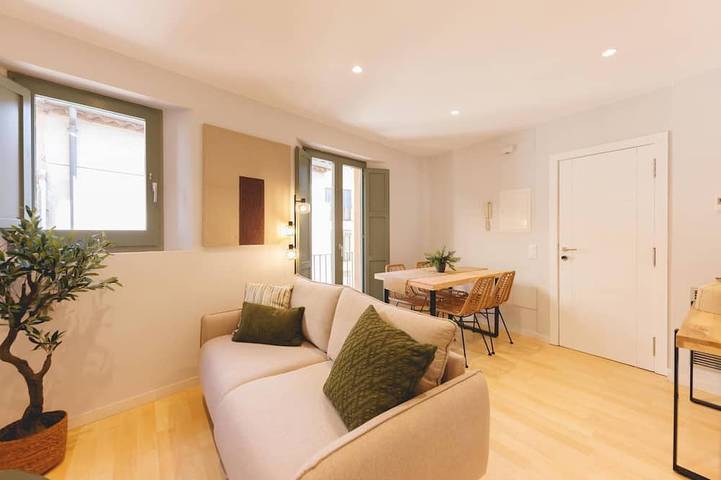 Ferienwohnung für 4 Personen, mit Balkon - 1