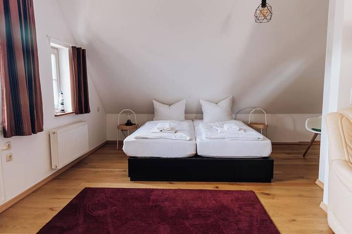 Backhus Vacation Home: Country House with Garden. Ideal for large families in Mellenthin, Usedom
