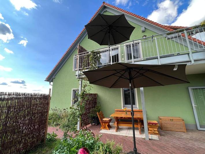 Ferienwohnung für 2 Personen, mit Balkon und Terrasse sowie Garten und Pool