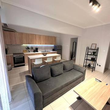 Ferienwohnung für 5 Personen, mit Balkon und Ausblick in Thessaloniki
