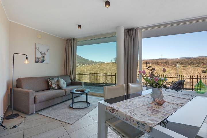 Entire apartment, Apartment 'Landhaus Antonius Loft Suite Vitus' with Mountain View, Wi-Fi and Air Conditioning in St. Michael, Eppan an der Weinstraße