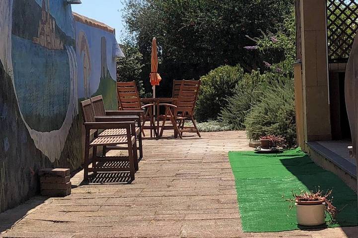 Apartamento entero, Large two-room apartment on the first floor, with balcony and bathroom. in Cabras, Stagno di Càbras