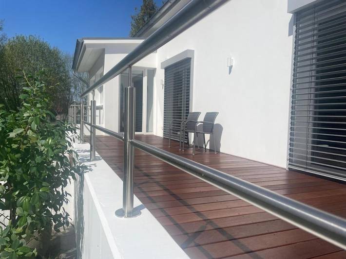 Ferienwohnung für 3 Personen, mit Terrasse und Garten sowie Ausblick in Halle (Westfalen)