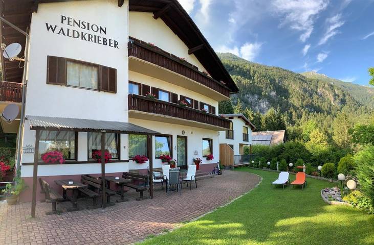 BnB für 5 Personen, mit Balkon und Terrasse sowie Garten und Ausblick in Hermagor