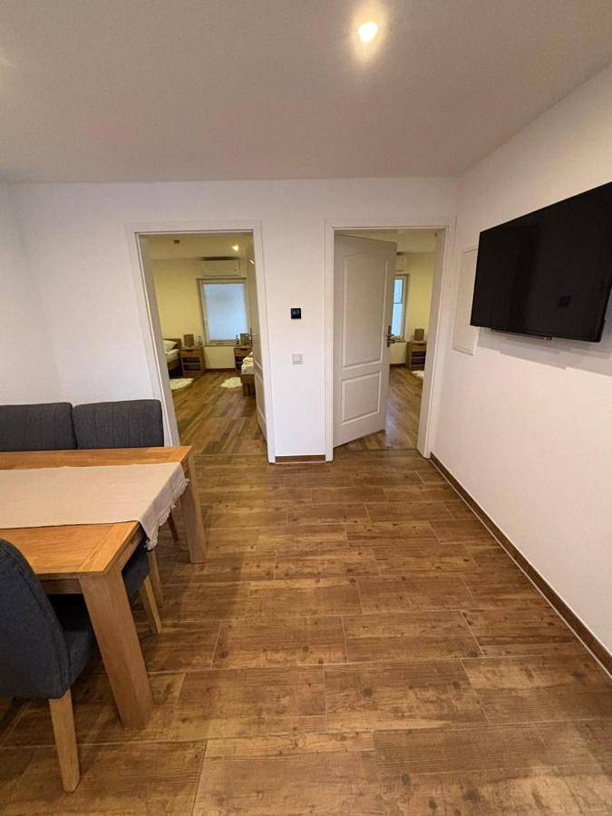 Ferienwohnung für 4 Personen, mit Garten in Vellahn - 2