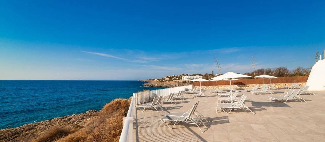 Hotel für 3 Personen, mit Balkon und Terrasse sowie Garten und Pool in Calas de Mallorca - 4