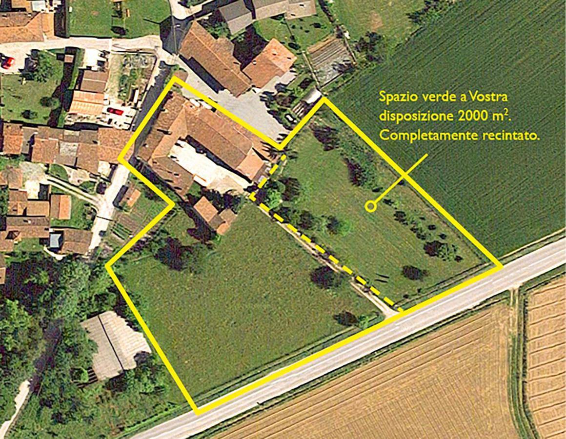 Suma Si Casa Cesare - 2000 mq di giardino a Vostra disposizione in Busca, Province de Coni