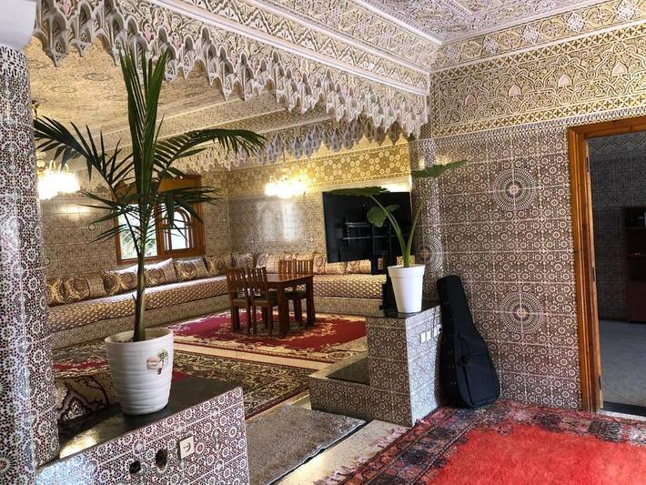 Villa pour 8 personnes, avec balcon et jardin, adapté aux familles à Casablanca