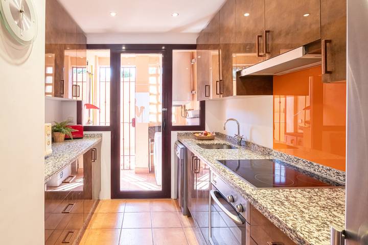 Ganze Wohnung, Los Alcores Family Pool in Urbanizacion Calahonda, Marbella