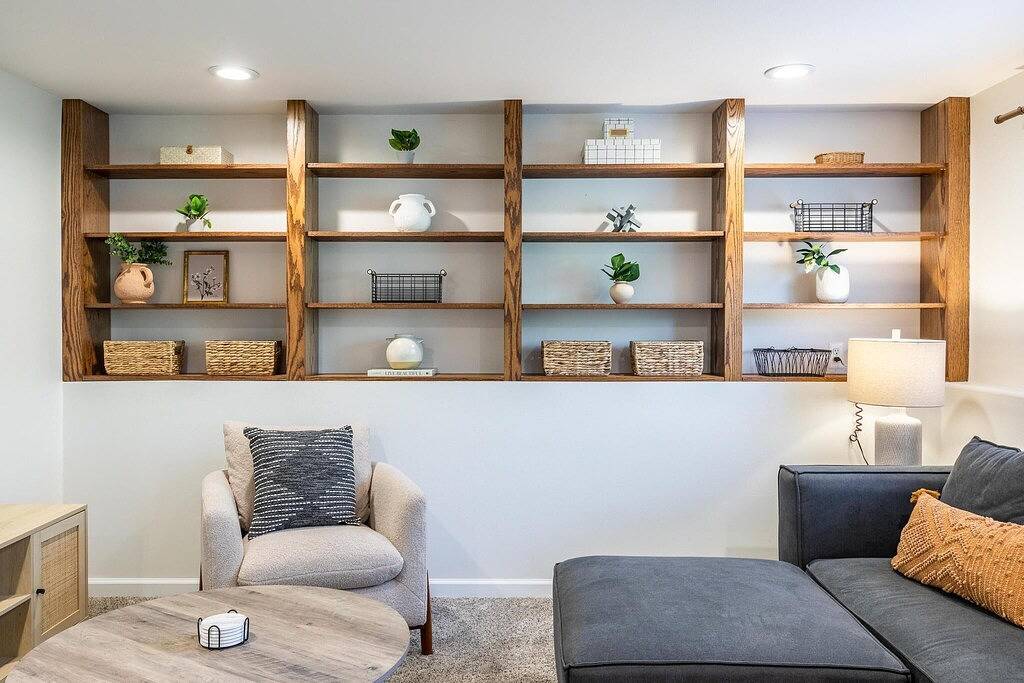 Cozy, Clean and Bright 4Br / 2Ba Home! Welcome! in Macomb County