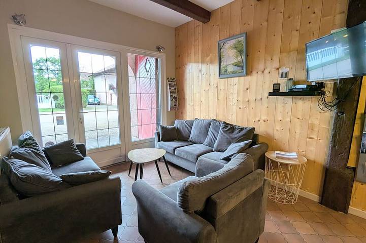 Gîte pour 6 personnes, avec jardin, animaux acceptés
