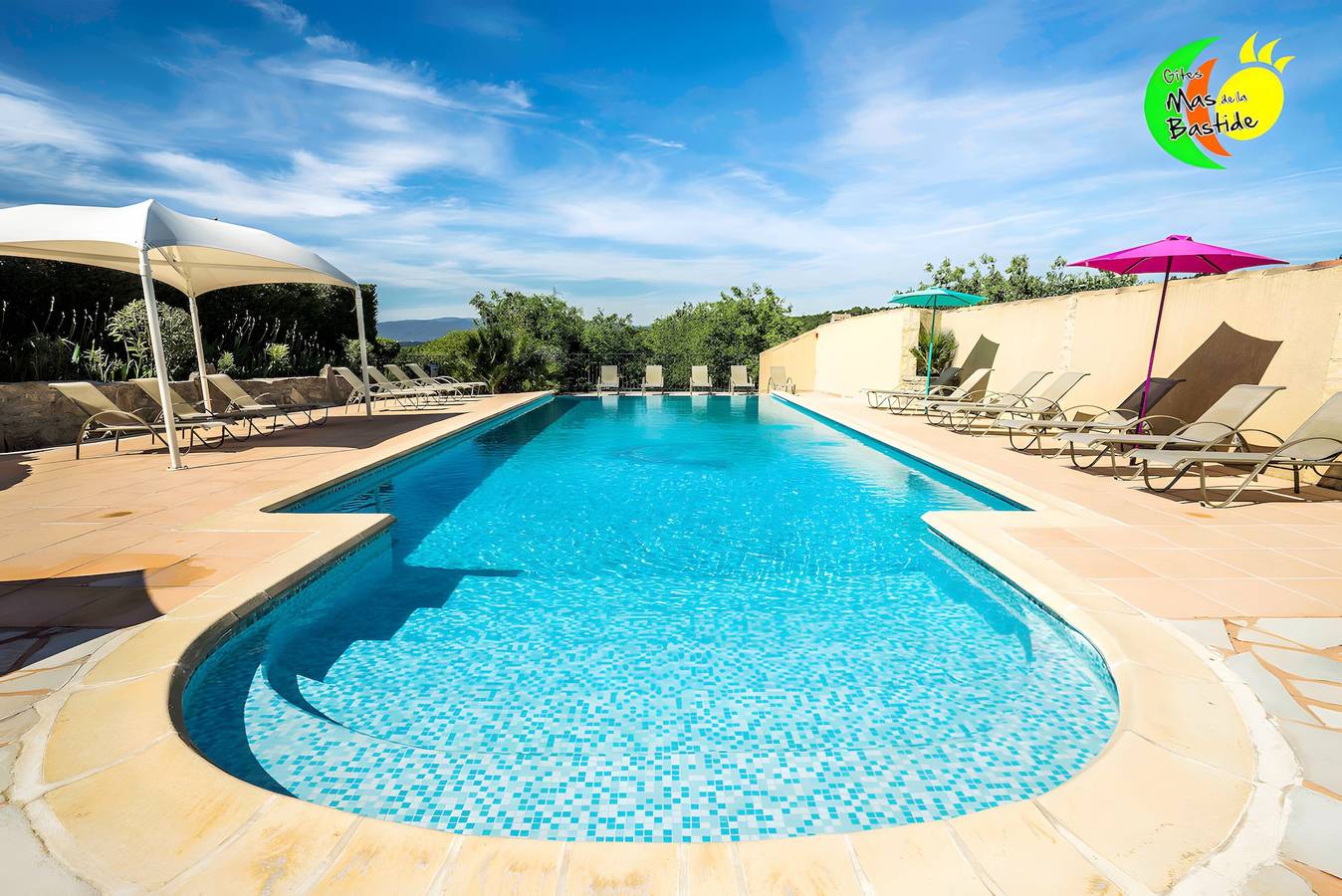 Gîte Les Pins – Vakantiehuis in een Gîtedorp in Joyeuse, Ardèche