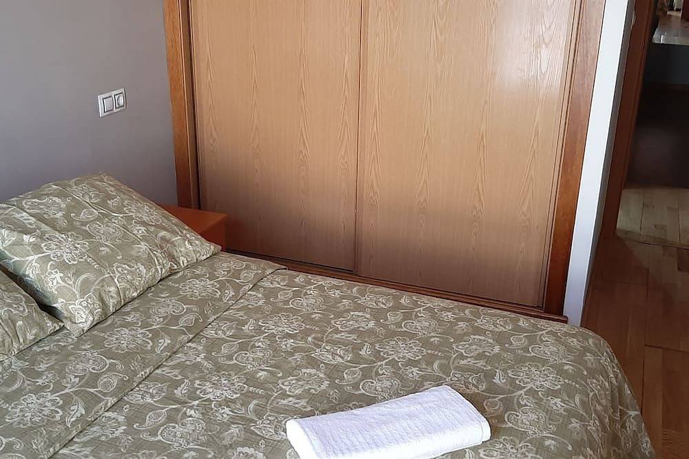 Ganze Wohnung, New apartment in a quiet neighborhood. in La Coruña, Costa de Galicia