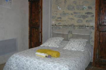Gîte pour 4 Personnes dans Les Vans, Massif central, Photo 1