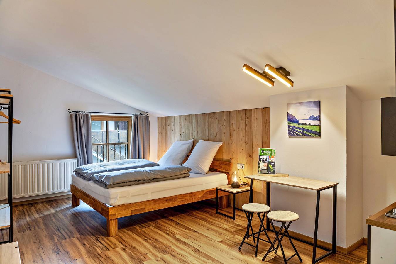 Ganze Wohnung, Ferienwohnung 'Appartement by Blahut Vacation - dg' mit Bergblick und Wlan in Ehrwald, Ammergauer Alpen (Österreich)