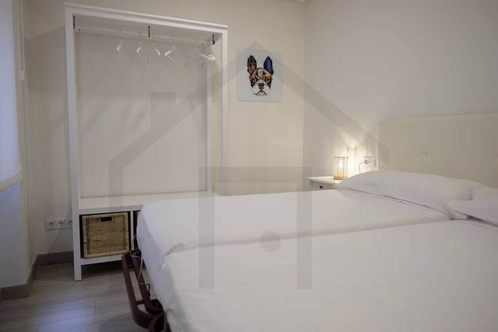 Appartement entier, Appartement-Appartement-Sdb privée avec douche-Vue ville-Atico Quintana I in Oviedo, Chaîne Cantabrique