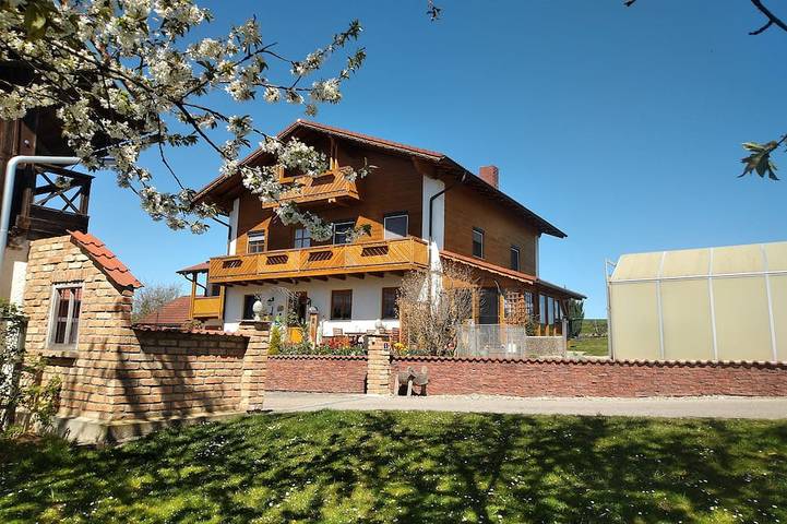 Ferienwohnung für 6 Personen, mit Garten und Sauna