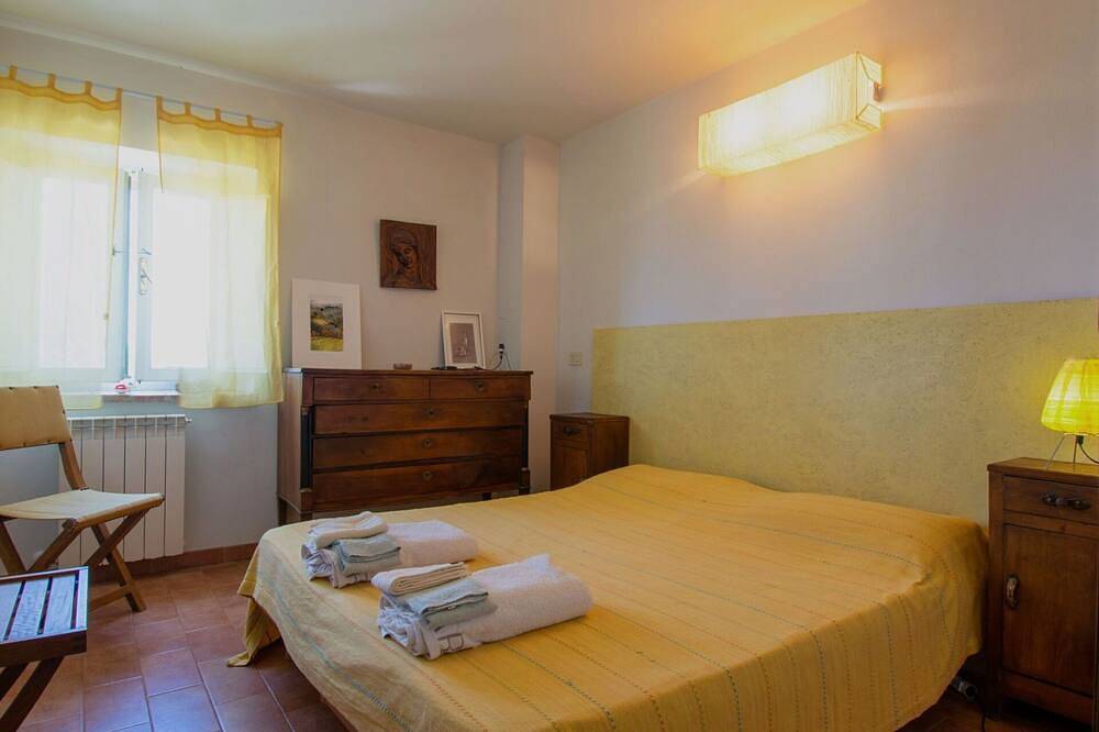 Alleinstehendes Ferienhaus mit W-Lan, Klimaanlage, privatem Pool, Tv, Innenhof, Haustiere erlaubt in Lajatico, Pisa Provinz