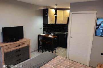 Gîte pour 2 personnes, avec jacuzzi et terrasse dans Épisy