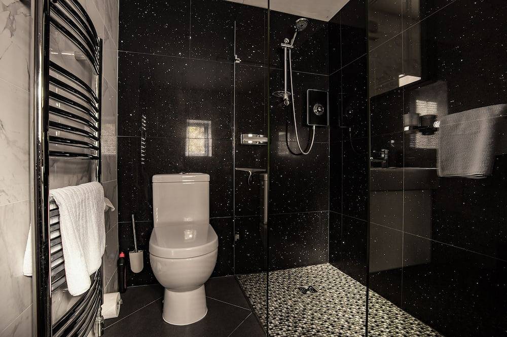 5* Detached Stone Cottage with a Private Indoor Pool (Not Shared) in Thorpe (Derbyshire), Derbyshire