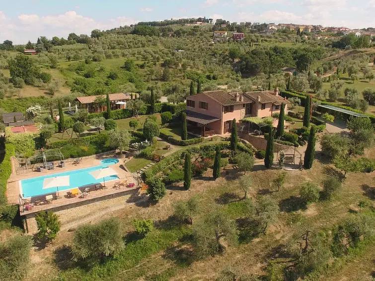 Casa 12 Persone in Montaione, Firenze province