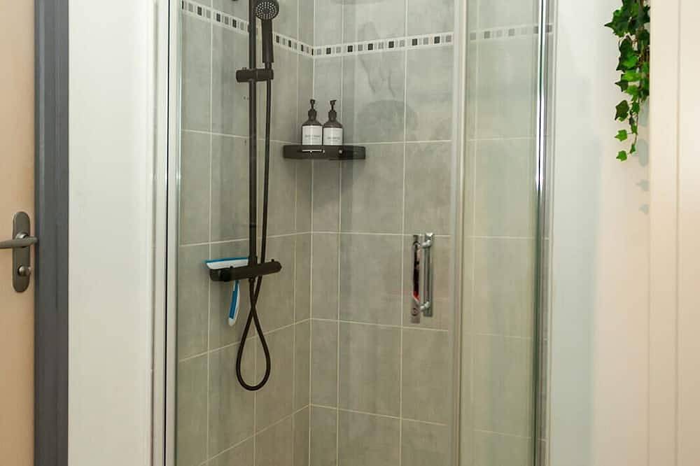 Apartamento entero, Paris Orly Petit Cocon sur Ablon à 15 Minutes de Paris in Ablon-sur-Seine, Valle del Marne