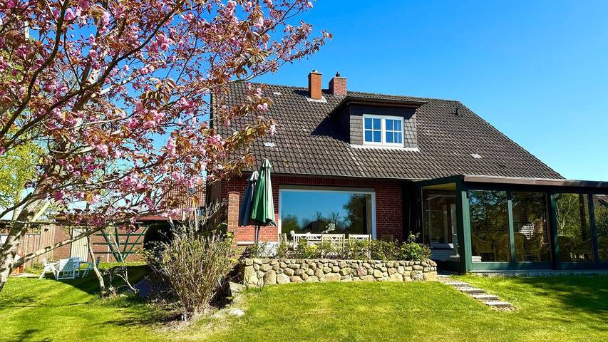 Ferienwohnung für 6 Personen, mit Terrasse und Garten - 1