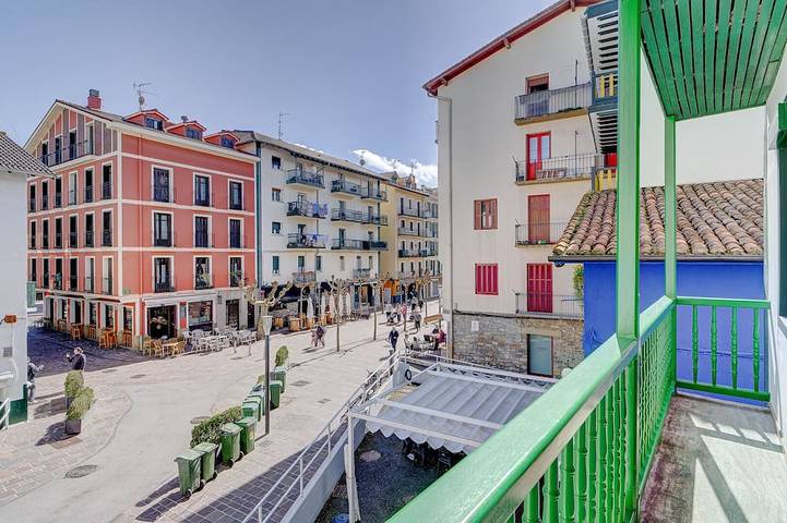 Ferienwohnung für 4 Personen, mit Balkon - 1