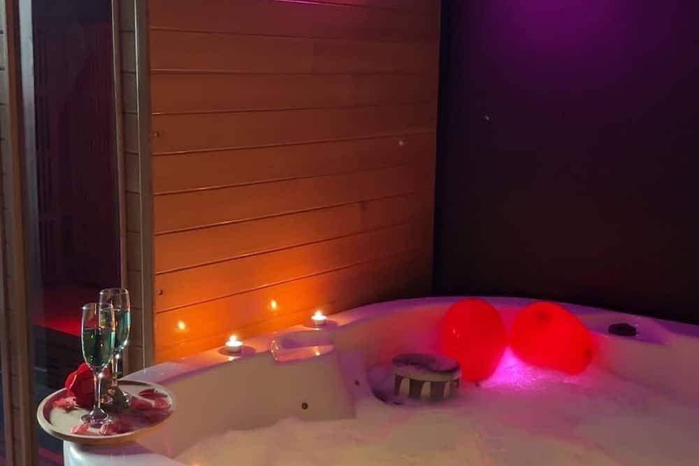 Maison Soleya -Wellness escape with spa & jacuzzi in Asse, Flämisch-Brabant